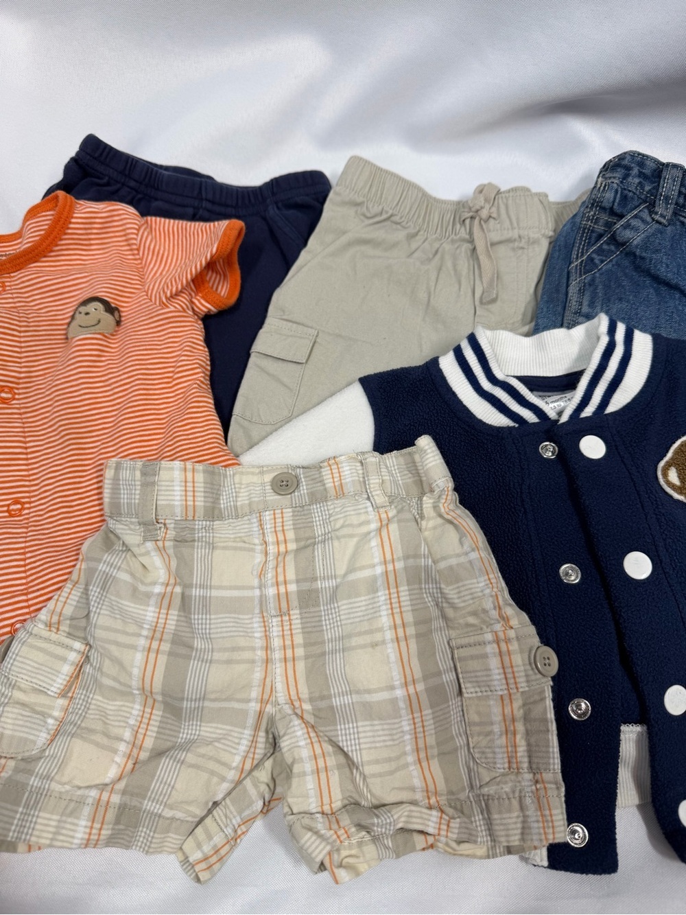 8 Piece Lot Baby Boy Size 6 Months Bundle - Picture 4 of 5